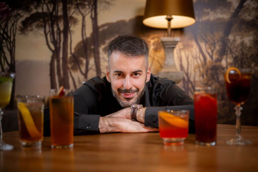 Molnár Balázs bartender